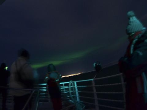 northern lights cruise and passengers