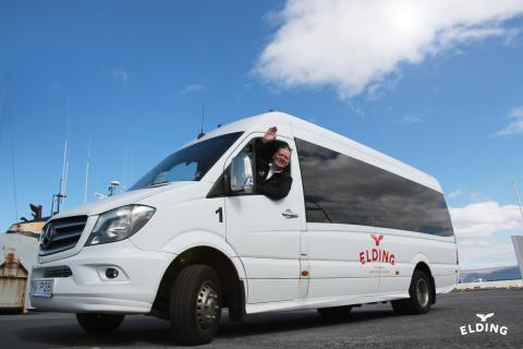 Elding's white sprinter van.