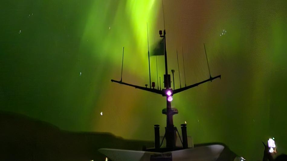 northern lights boat cruise