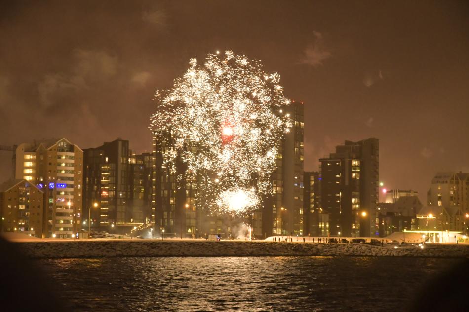 nye fireworks cruise